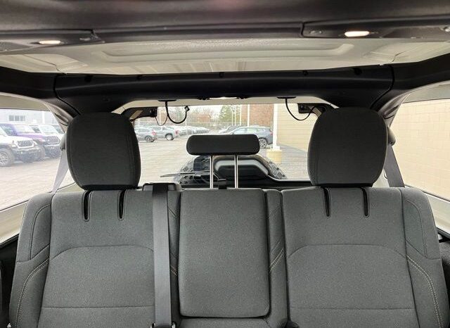
 Jeep Wrangler full									