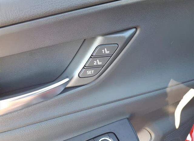 
 Toyota Prius Plug-In Hybrid full									