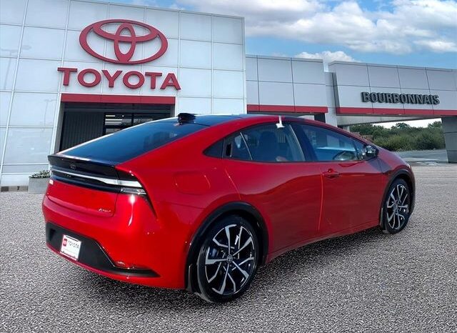 
 Toyota Prius Plug-In Hybrid full									