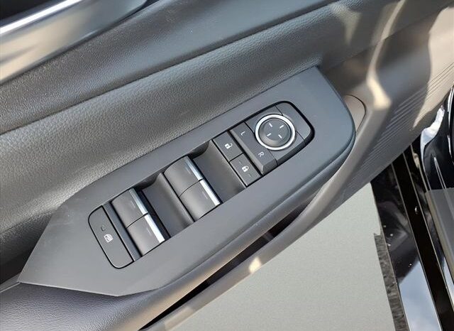 
 Toyota Prius full									