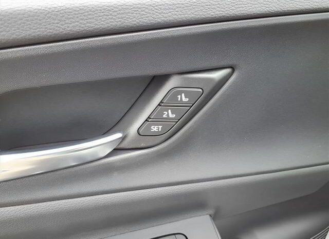 
 Toyota Prius Plug-In Hybrid full									