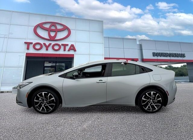
 Toyota Prius Plug-In Hybrid full									