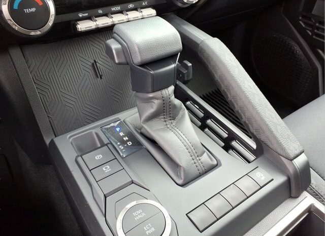 
 Toyota Tacoma full									