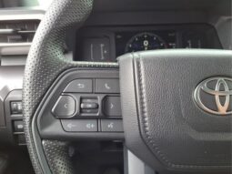 Toyota Tacoma full