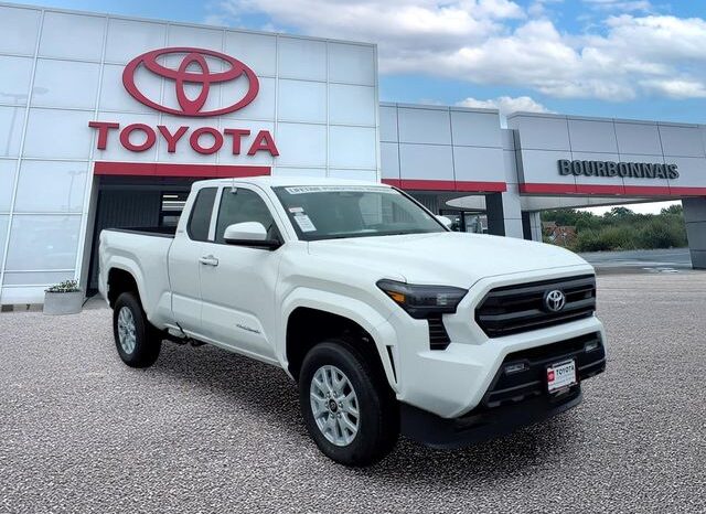 
 Toyota Tacoma full									