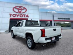 Toyota Tacoma full