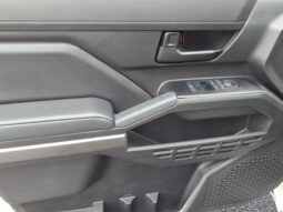 Toyota Tacoma full