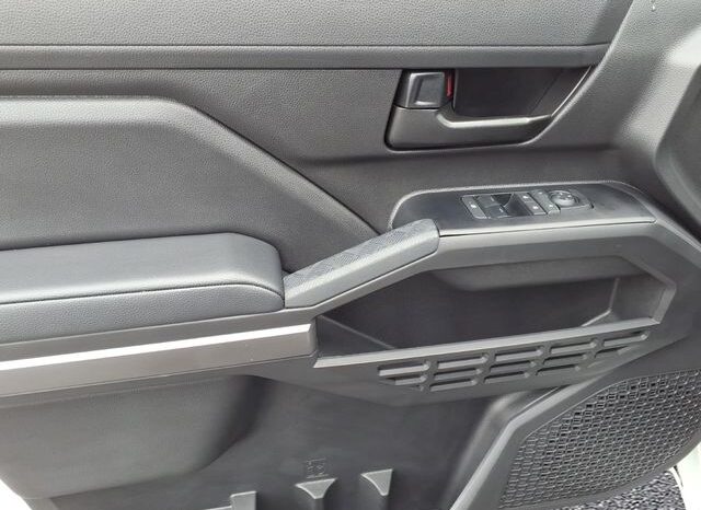 
 Toyota Tacoma full									