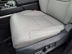 Toyota Tundra full