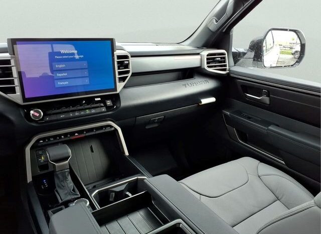 
 Toyota Tundra full									