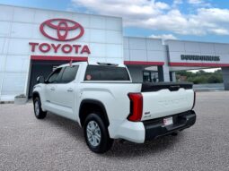 Toyota Tundra full