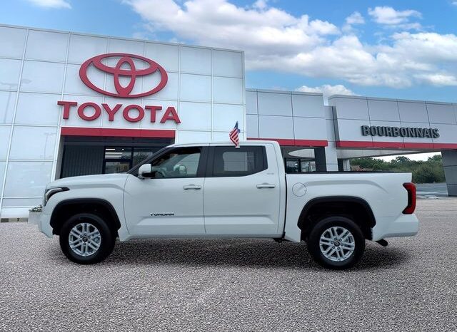 
 Toyota Tundra full									