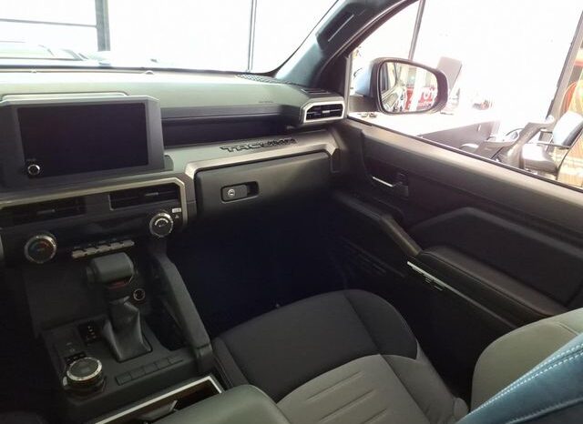 
 Toyota Tacoma full									