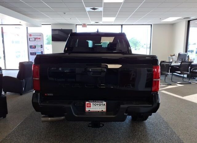 
 Toyota Tacoma full									