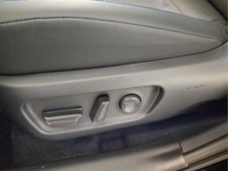
 Toyota RAV4 Plug-In Hybrid full									