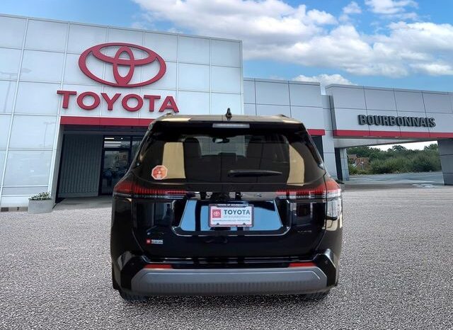
 Toyota RAV4 Plug-In Hybrid full									