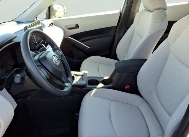 
 Toyota Corolla Cross full									