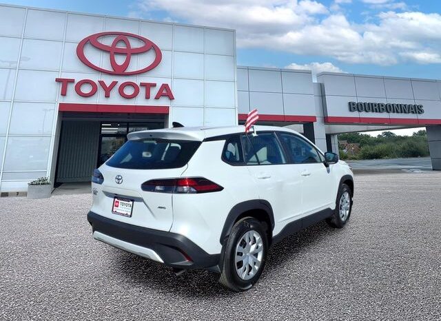 
 Toyota Corolla Cross full									