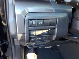 
 Toyota Tacoma full									