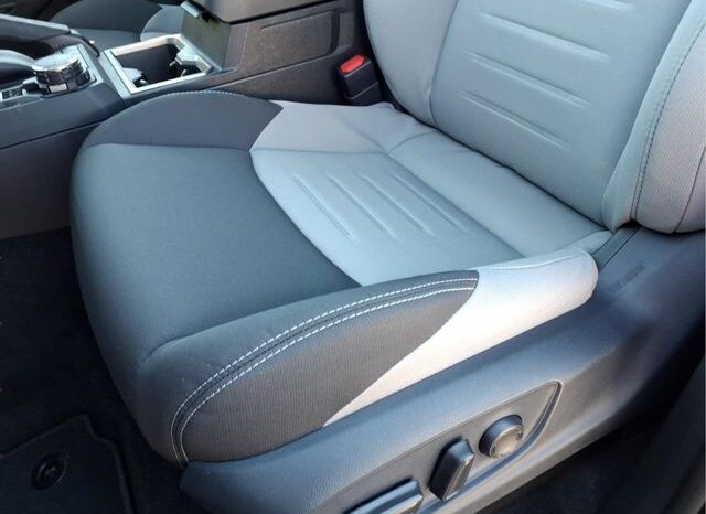 
 Toyota Tacoma full									