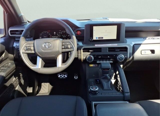 
 Toyota Tacoma full									