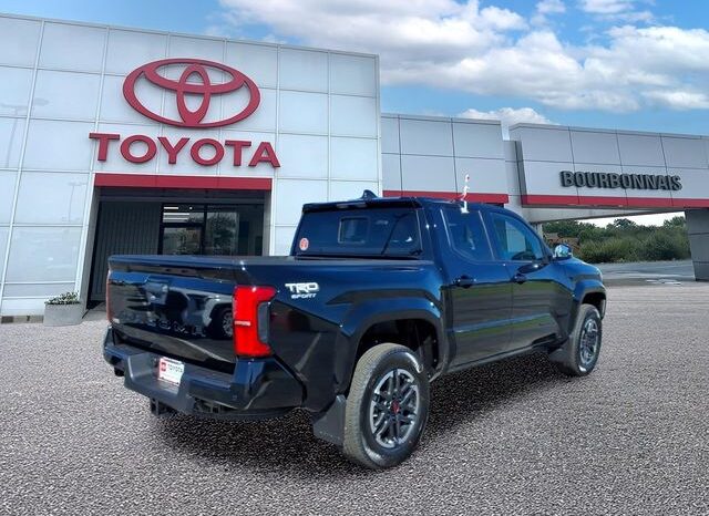 
 Toyota Tacoma full									