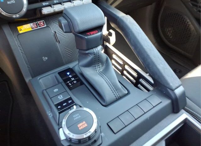 
 Toyota Tacoma full									