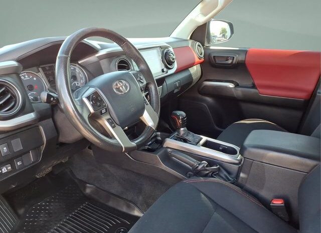 
 Toyota Tacoma full									