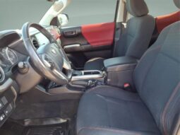 Toyota Tacoma full
