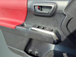 Toyota Tacoma full