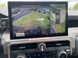 
 Toyota Tacoma Hybrid full									
