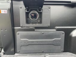 
 Toyota Tacoma Hybrid full									