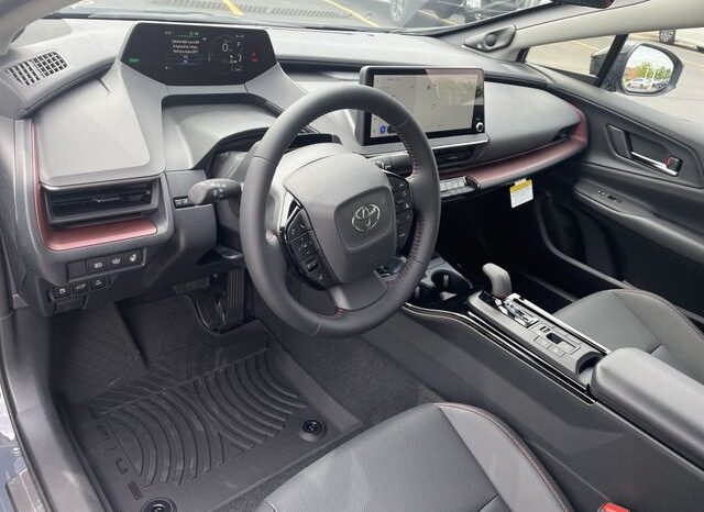 
 Toyota Prius Plug-In Hybrid full									