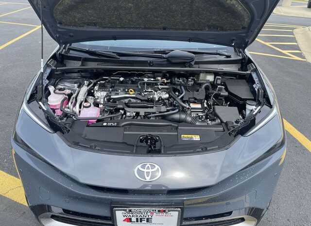 
 Toyota Prius Plug-In Hybrid full									