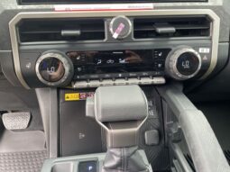 
 Toyota Tacoma full									