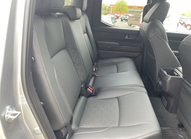 
 Toyota Tacoma full									