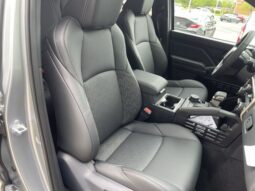 
 Toyota Tacoma full									