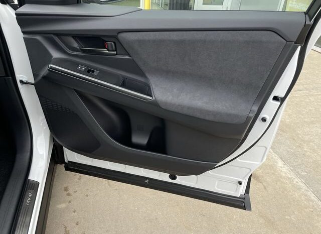 
 Toyota C-HR full									