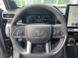 Toyota Tacoma full