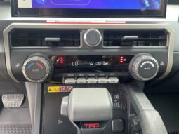 Toyota Tacoma full