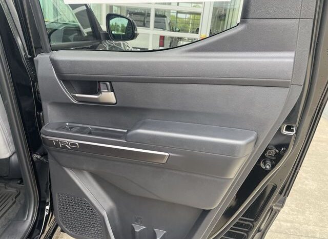 
 Toyota Tacoma full									
