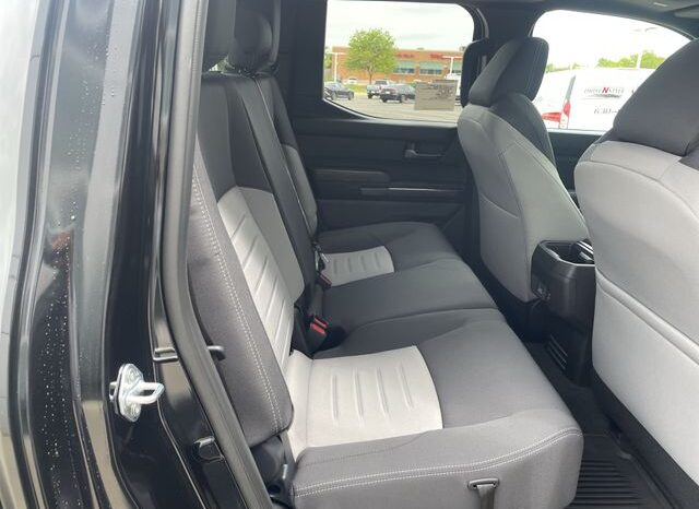 
 Toyota Tacoma full									