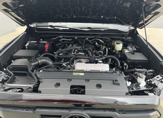 
 Toyota Tacoma full									