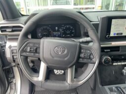 
 Toyota Tacoma full									