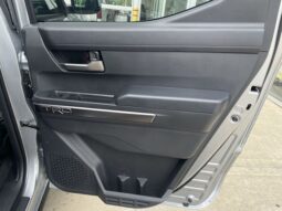 
 Toyota Tacoma full									