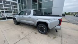 
 Toyota Tacoma full									