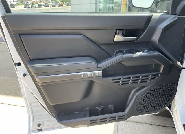 
 Toyota Tacoma full									