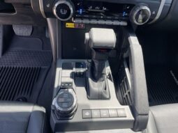 
 Toyota Tacoma full									