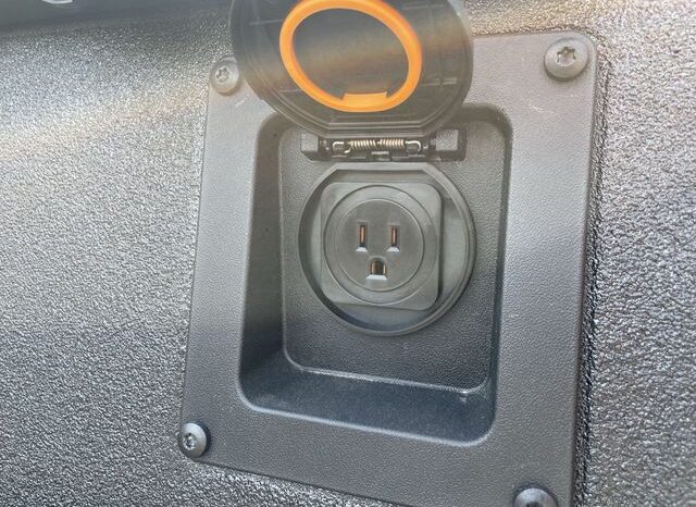 
 Toyota Tacoma full									