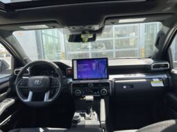 
 Toyota Tacoma full									